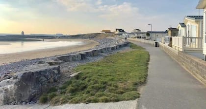 Inviting 3-Bed Caravan in Porthcawl