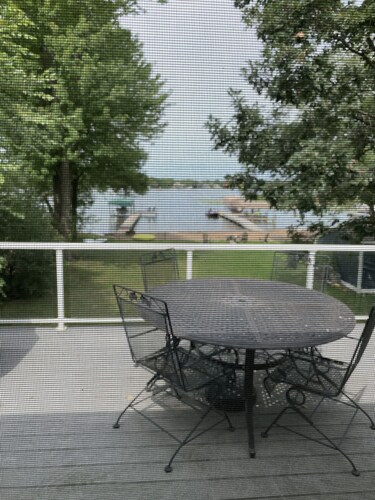 Cozy Lake House on Lake Minnewashta