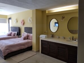 3 bedrooms, travel cot, WiFi, bed sheets