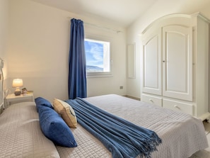 3 bedrooms, iron/ironing board, WiFi - Vacation home Chicca by Interhome (Badesi)
