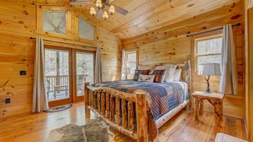 Cabin, 4 Bedrooms | 4 bedrooms, free WiFi, bed sheets