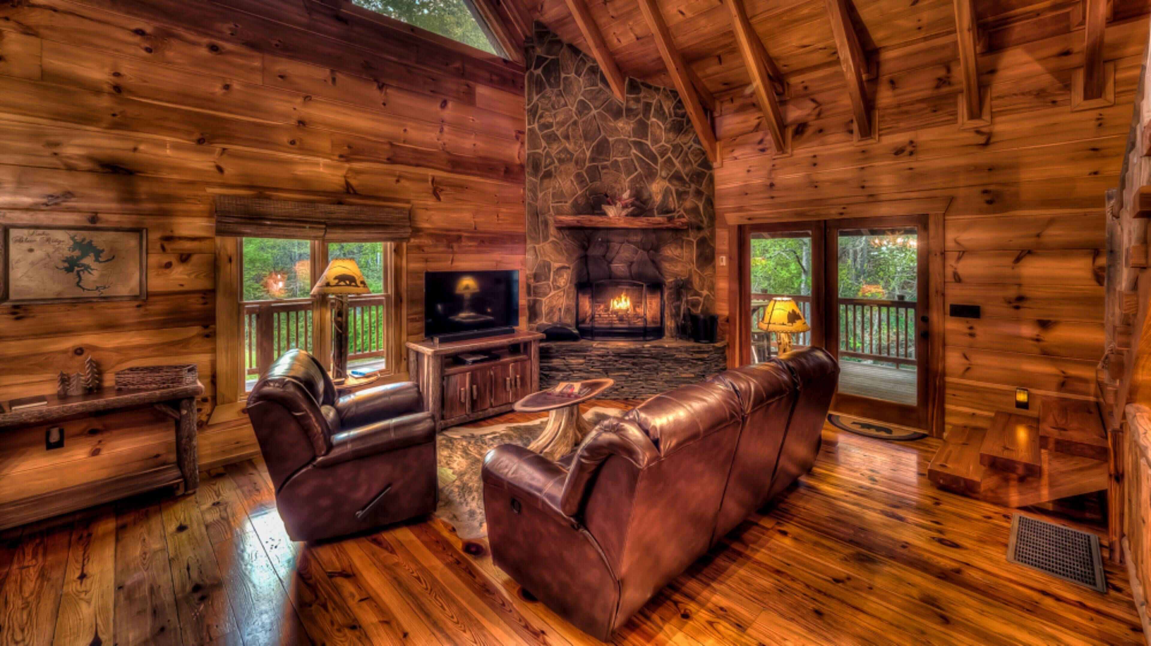 كابينة - ٤ غرف نوم | غرفة المعيشة | تلفزيون ذكي، مشغل دي في دي