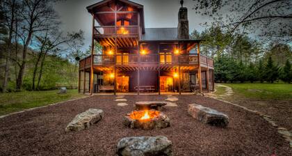 The Wandering Wilscot Lodge by Escape to Blue Ridge