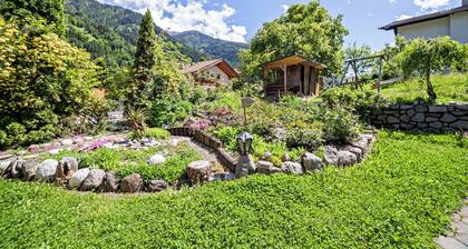Ferienwohnung "Moosmair 2" mit Bergblick, WLAN, Balkon & Garten