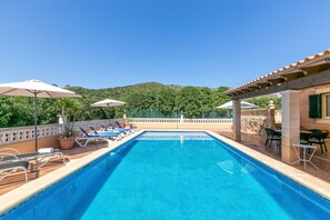 Pool - Villa Bonavista with Mountain View, Private Pool, Wi-Fi, Terrace & Garden (Capdepera)