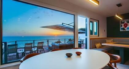 4,000sf Private Estate * 50' Ocean Frontage