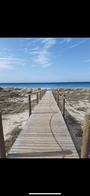 Beach nearby, beach towels