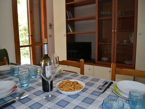 Dining - Apartment "Villa with parking and climate - PT50" with Terrace & A/C (torre dell'orso)