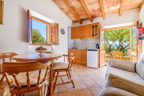 Interior - Holiday Apartment Son Malero with Shared Pool & Wi-Fi (Calvia)