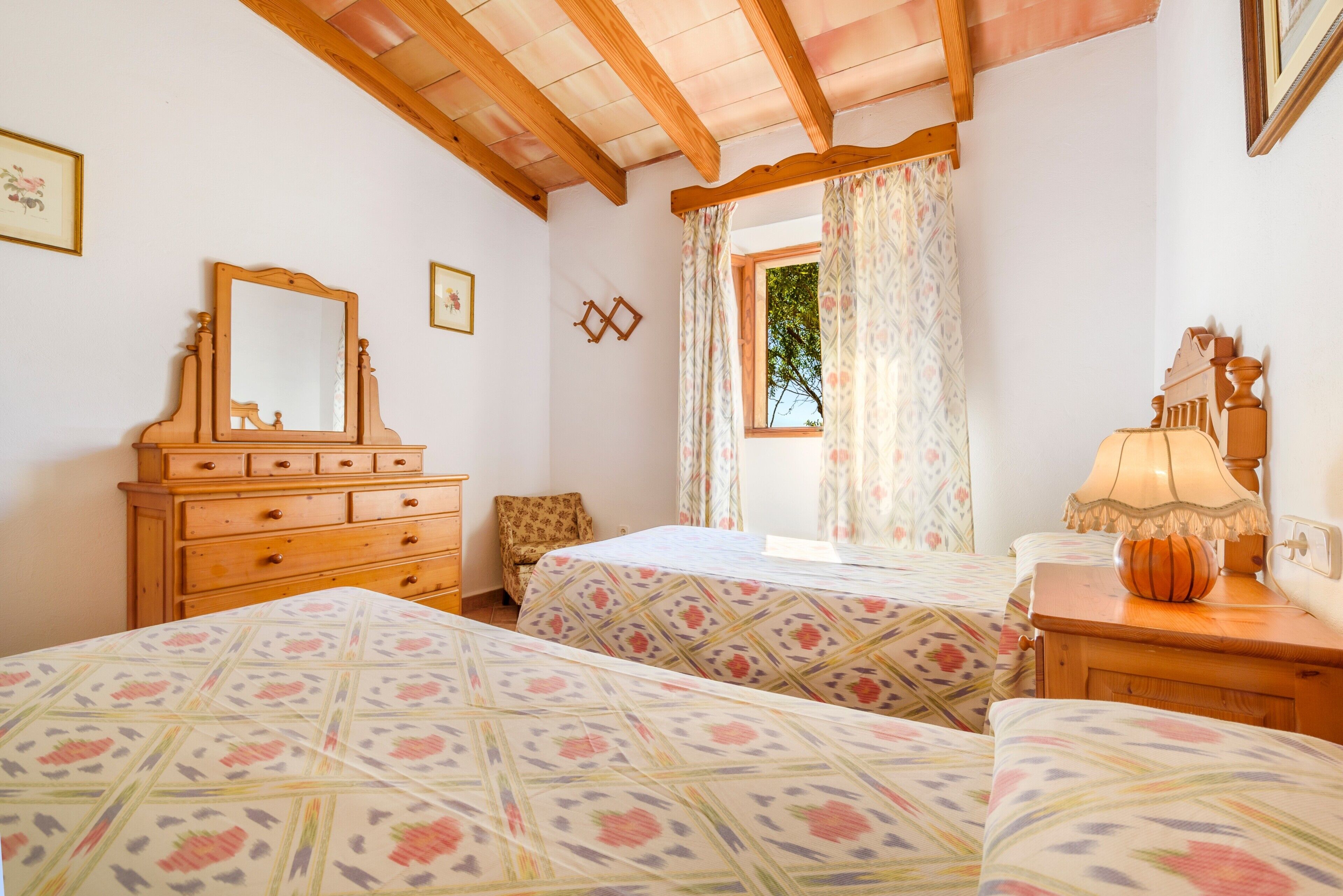 1 camera, Wi-Fi gratuito, lenzuola