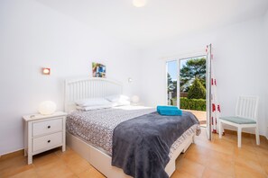 3 camere, ferro/asse da stiro, Wi-Fi gratuito, lenzuola