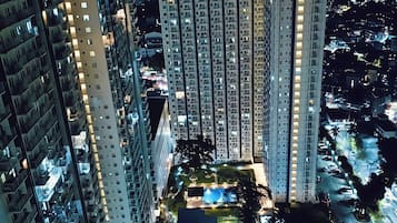 Comfort Condo, 1 Bedroom, City View | Premium bedding, down duvets, Select Comfort beds