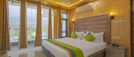 Rom – deluxe | Skrivebord, lydisolert og ekstrasenger (mot et tillegg)