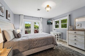 4 bedrooms, travel cot, free WiFi, bed sheets