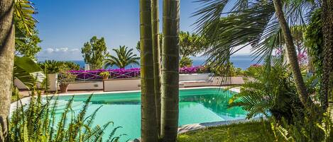 Piscina a l'aire lliure