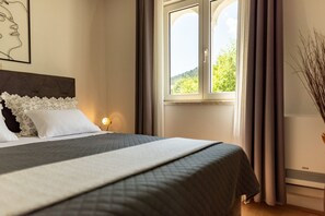 4 Schlafzimmer, Bügeleisen/Bügelbrett, kostenloses WLAN, Bettwäsche