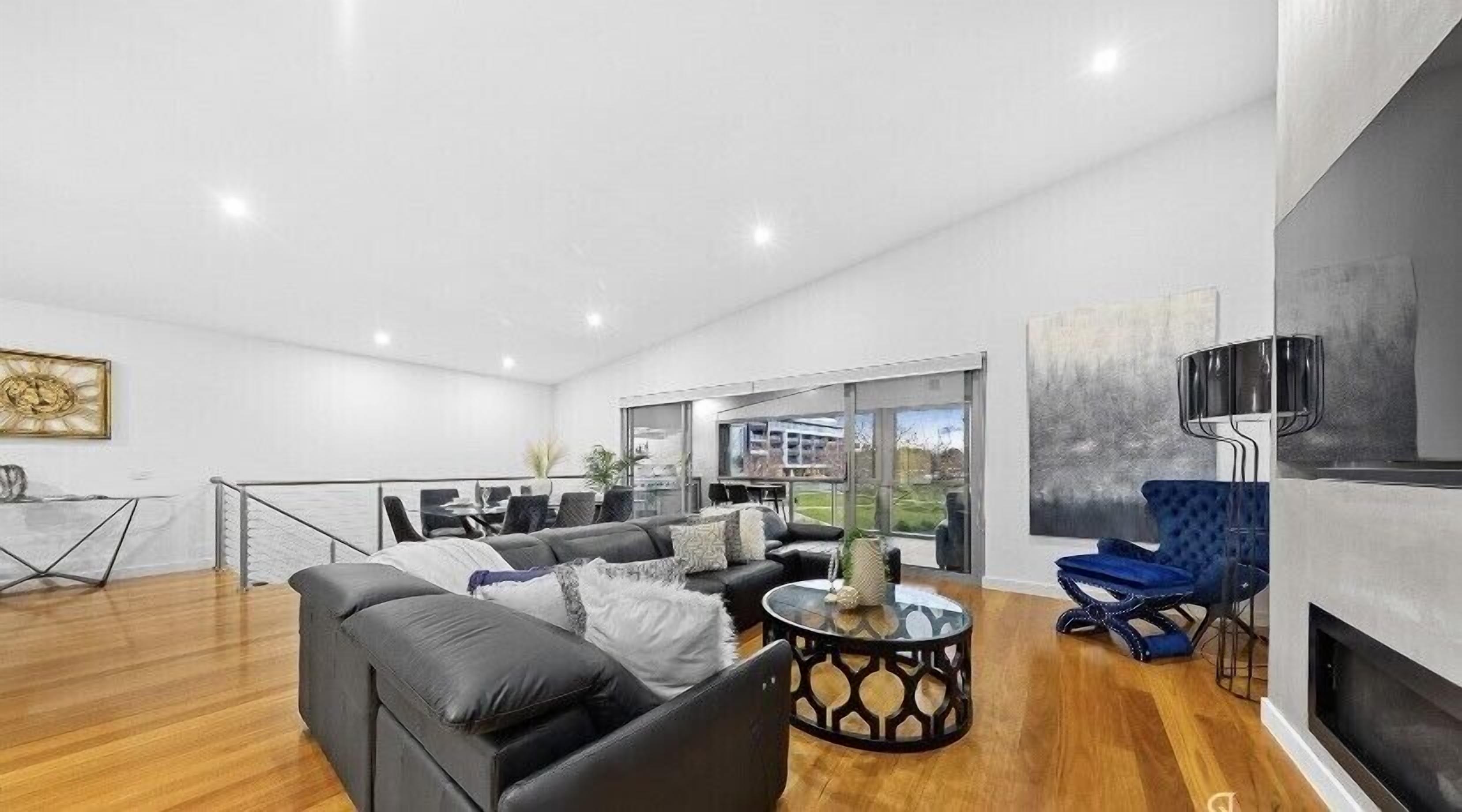 Lifestyle by the Lake — image 12