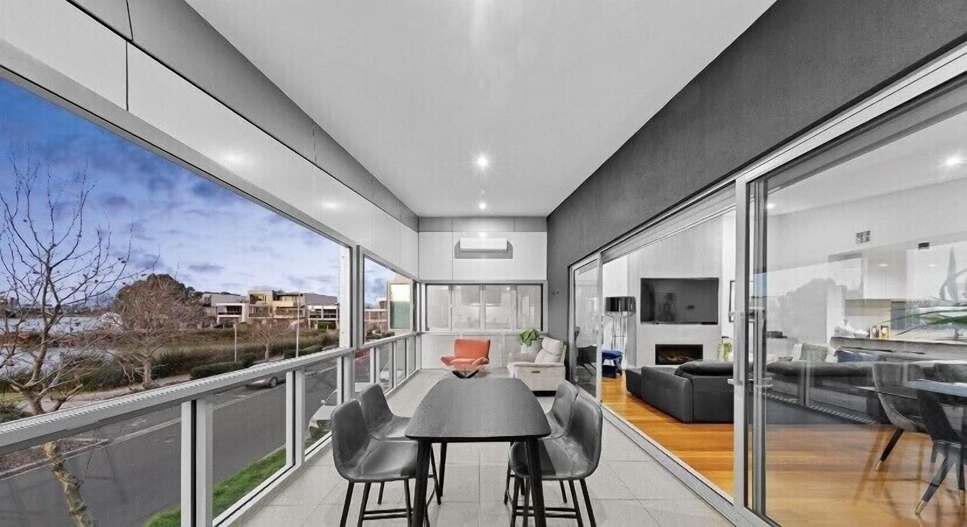 Lifestyle by the Lake — image 26