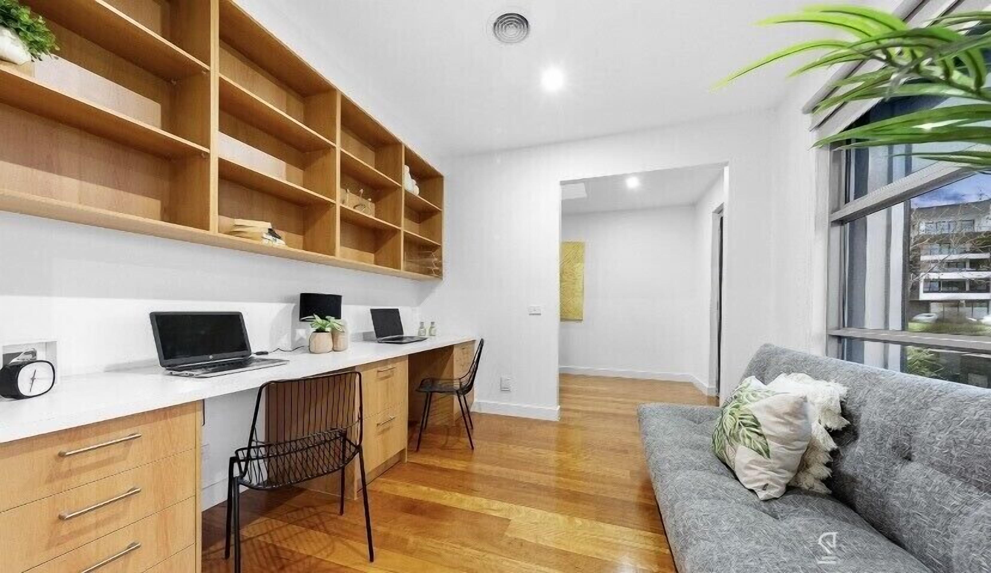 Lifestyle by the Lake — image 17