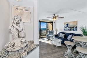 Interior - Oceanfront condo with pool & hot tub access (North Myrtle Beach)
