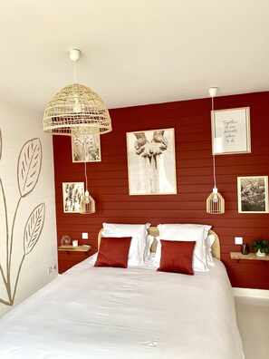 1 habitación, tabla de planchar con plancha, cuna de viaje y wifi 