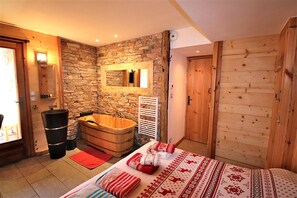 4 Schlafzimmer, Bügeleisen/Bügelbrett, Reisekinderbett, kostenloses WLAN
