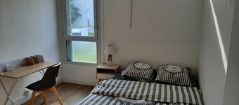 Spacieux Appartement de 100 m2 Situé a 20 Minutes du Centre de Paris en Train