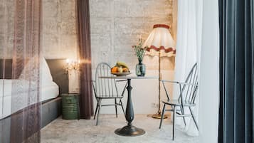 City Apartment | Living area