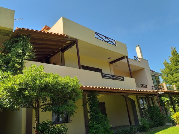 Exterior - splendid apartment for quality summer holidays !!! (ΚΑΣΣΑΝΔΡΑΣ)