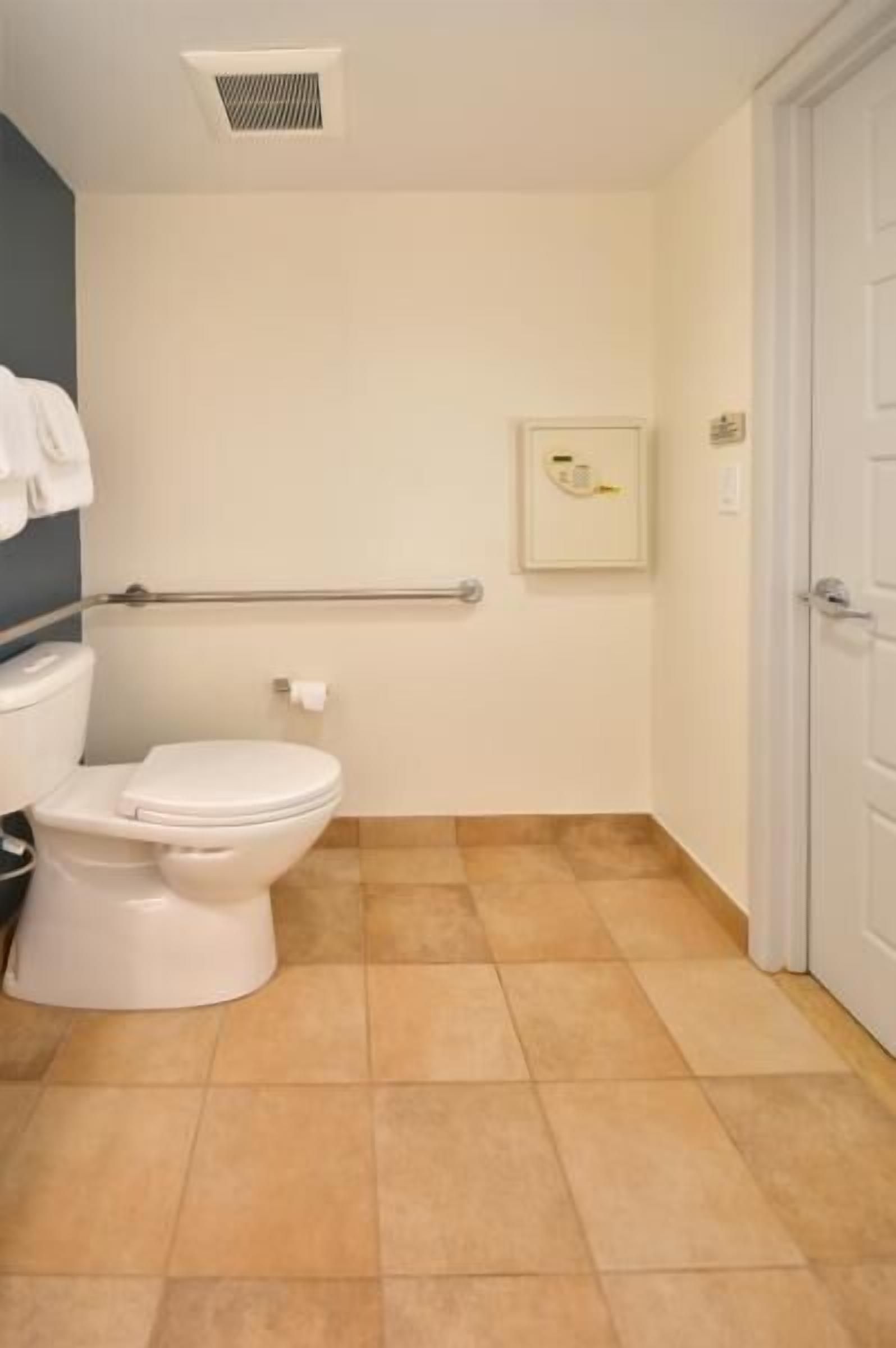 Perfect Holiday Spot! Awesome Unit Near SeaWorld's Discovery Cove