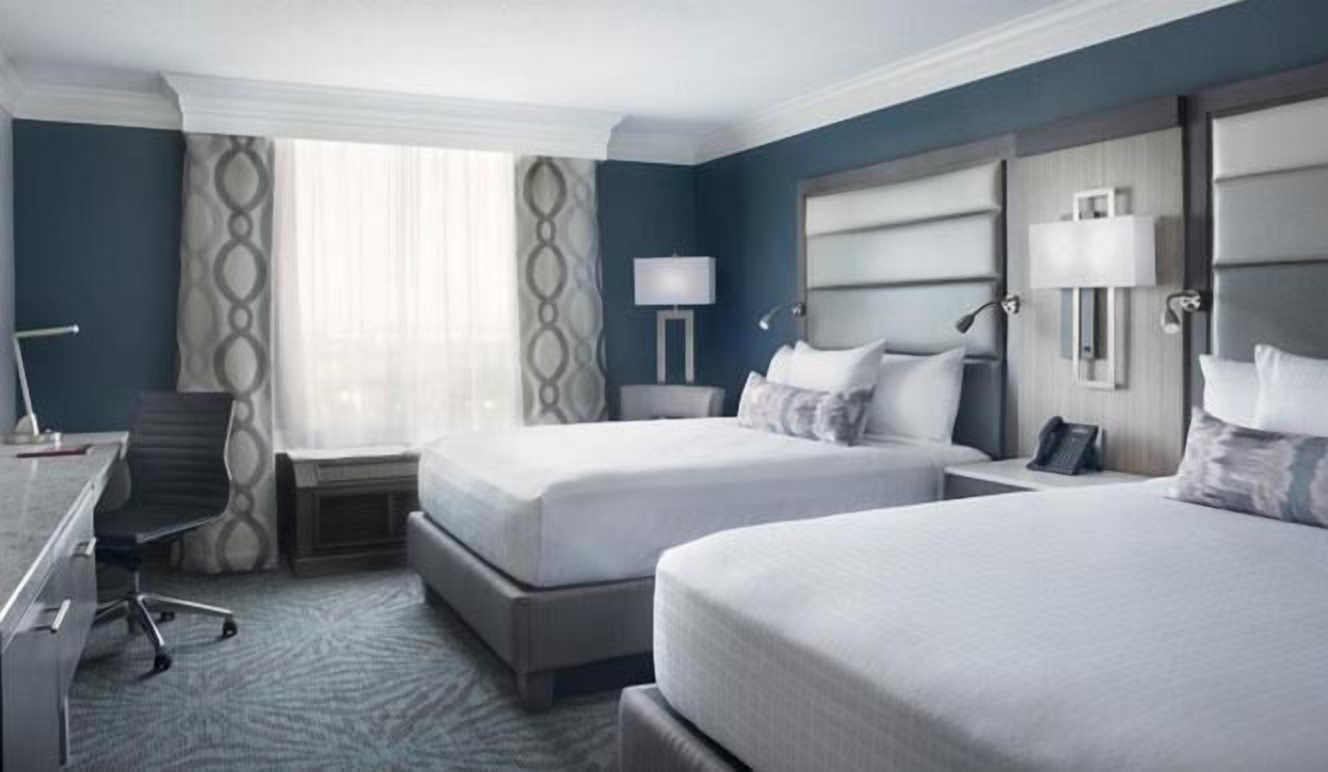 Perfect Holiday Spot! Awesome Unit Near SeaWorld's Discovery Cove