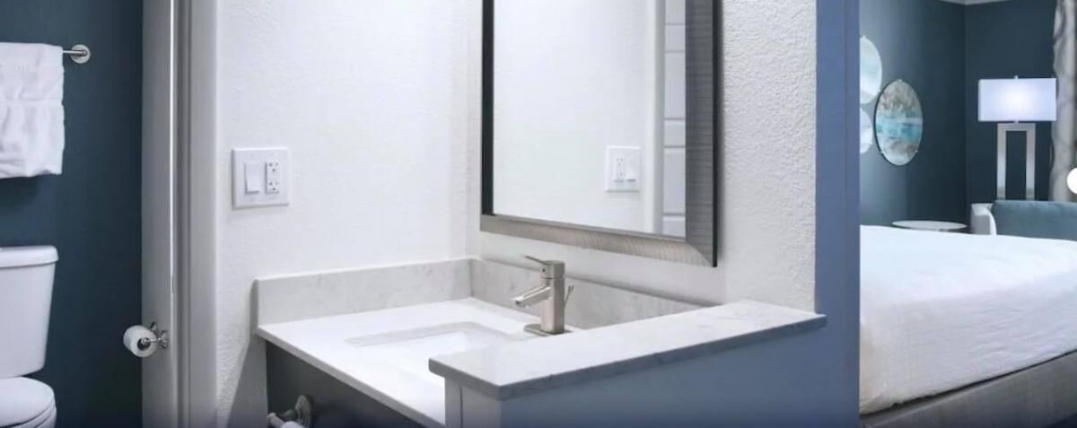 Perfect Holiday Spot! Awesome Unit Near SeaWorld's Discovery Cove