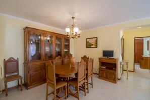Dining - Apartamento São Pedro do Mar (Quarteira)