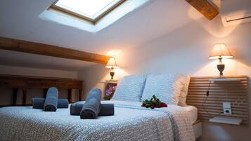 4 Schlafzimmer, Schreibtisch, BĂŒgeleisen/BĂŒgelbrett, WLAN