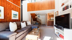 Smart TV, fireplace, DVD player