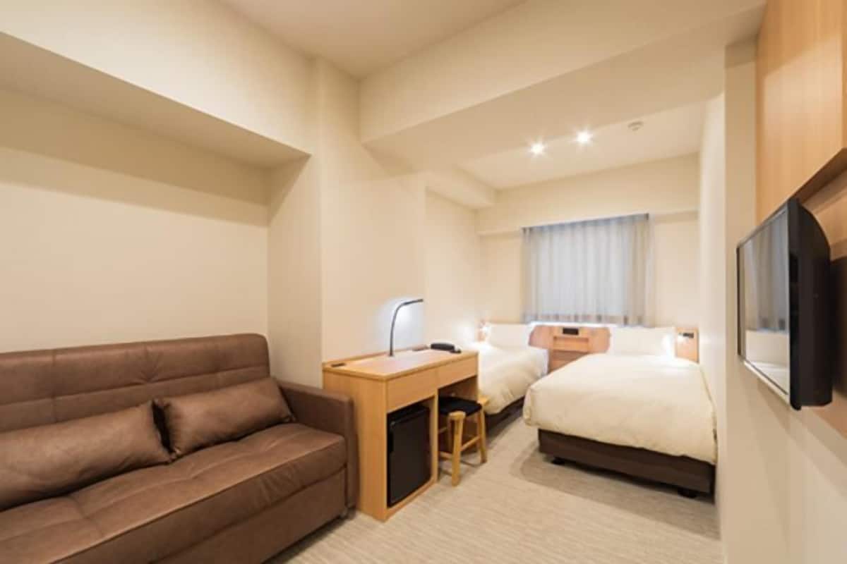Wifi gratis y ropa de cama