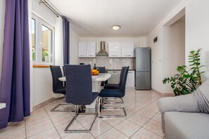 Restauration dans la chambre