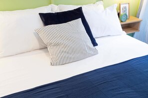 1 habitación, wifi y ropa de cama