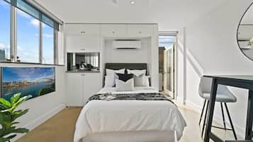 1 habitación, tabla de planchar con plancha, wifi y ropa de cama