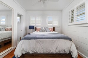 5 chambres, bureau, fer et planche à repasser, Wi-Fi gratuit