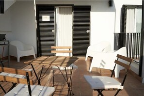 Outdoor dining - La Carabela (Sanlúcar de Barrameda)