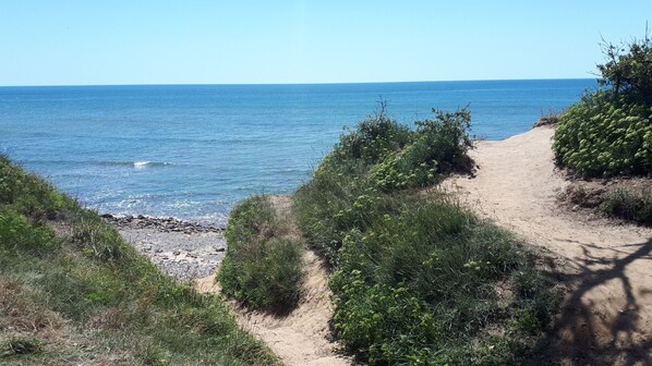 Beach nearby, sun-loungers