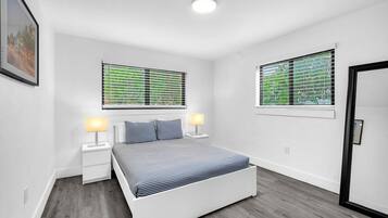 2 slaapkamers, een strijkplank/strijkijzer, wifi