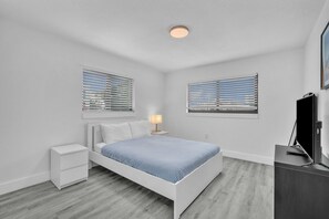 2 Schlafzimmer, Bügeleisen/Bügelbrett, WLAN, Bettwäsche