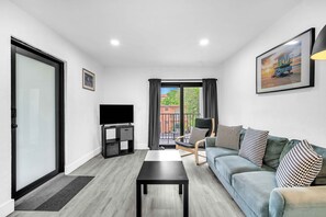 Televisión, oficina