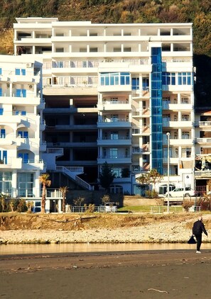 Exterior - Comfortable room by the swimming pool (Opština Ulcinj)