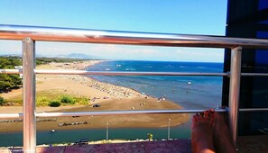 Beach nearby - Comfortable room by the swimming pool (Opština Ulcinj)