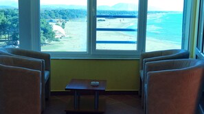 Interior - Comfortable room by the swimming pool (Opština Ulcinj)
