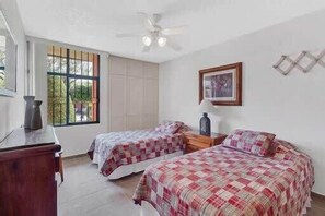 2 Schlafzimmer, Bügeleisen/Bügelbrett, WLAN, Bettwäsche