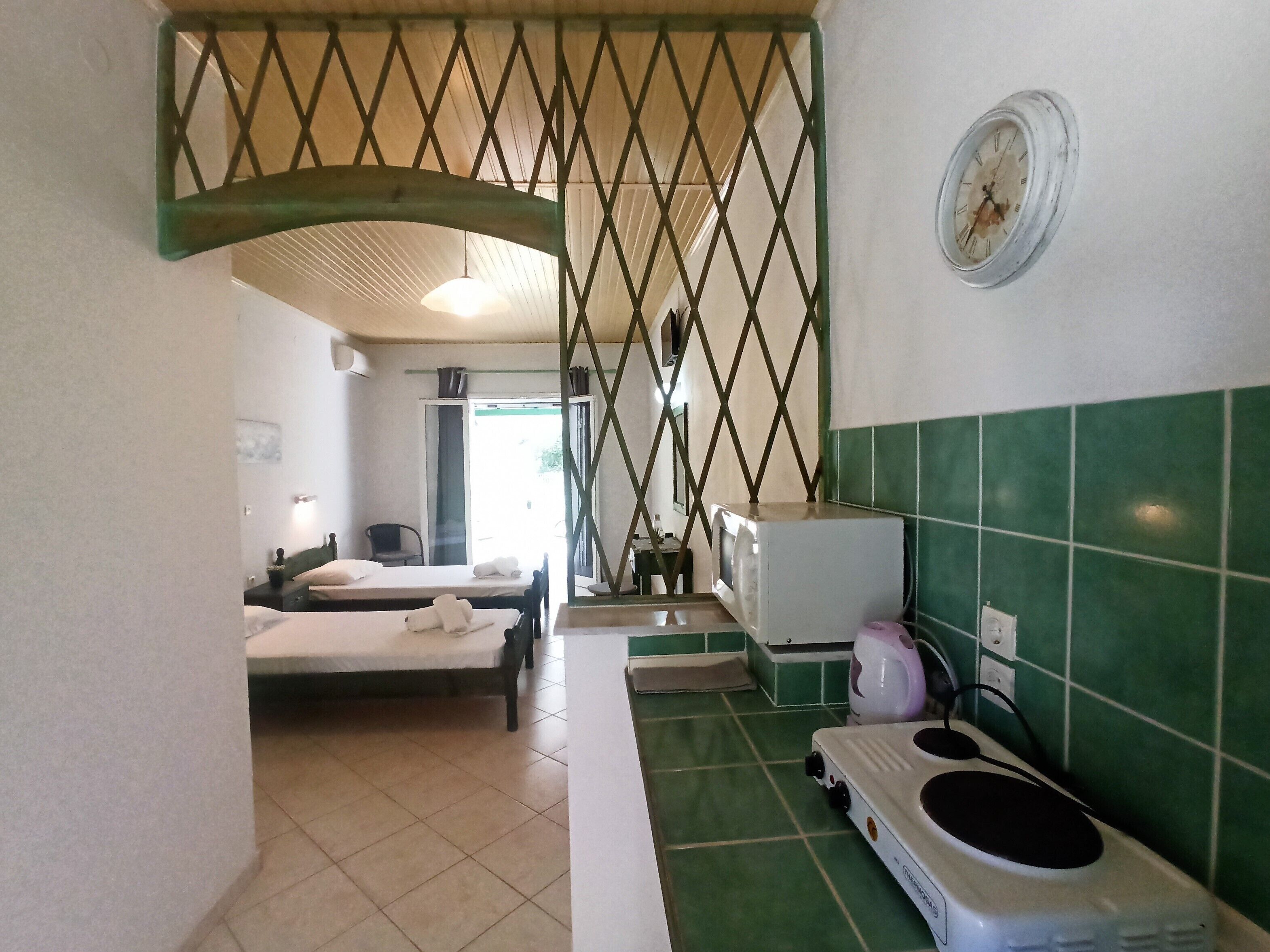 Avonlea Garden Studio A1